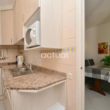 Politur J-18 Apartment *